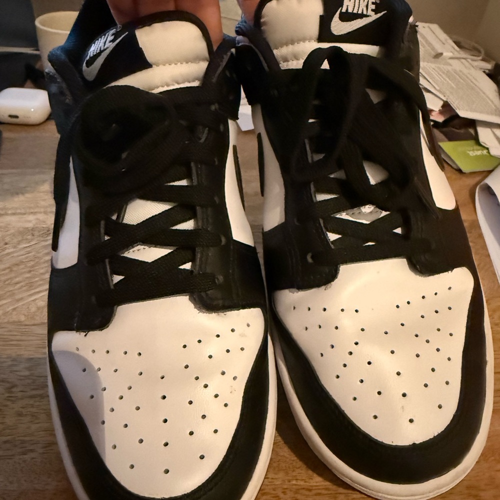 Nike Panda Dunks